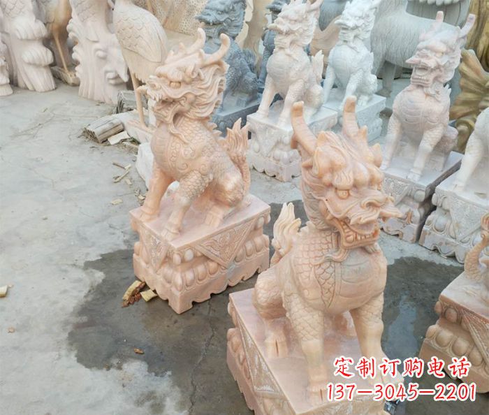 张掖华丽夺目,雕琢精美的麒麟石雕