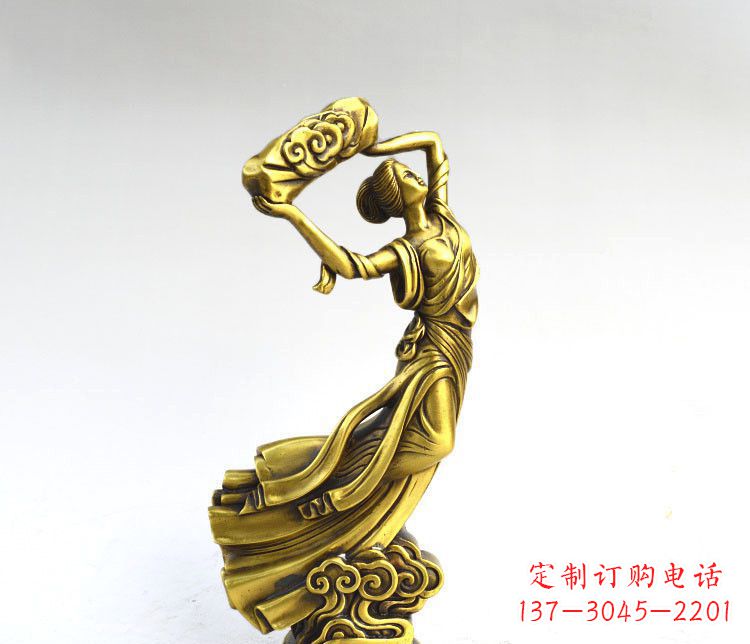 张掖传承古老神话的女娲雕塑