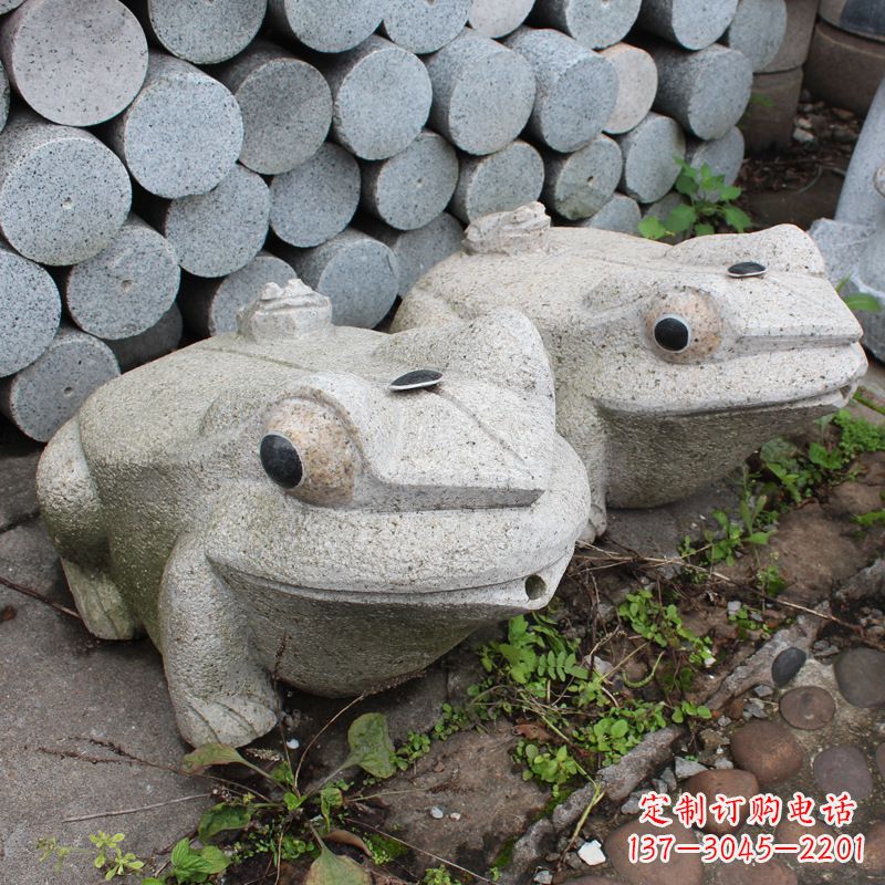 张掖石雕青蛙喷水雕塑