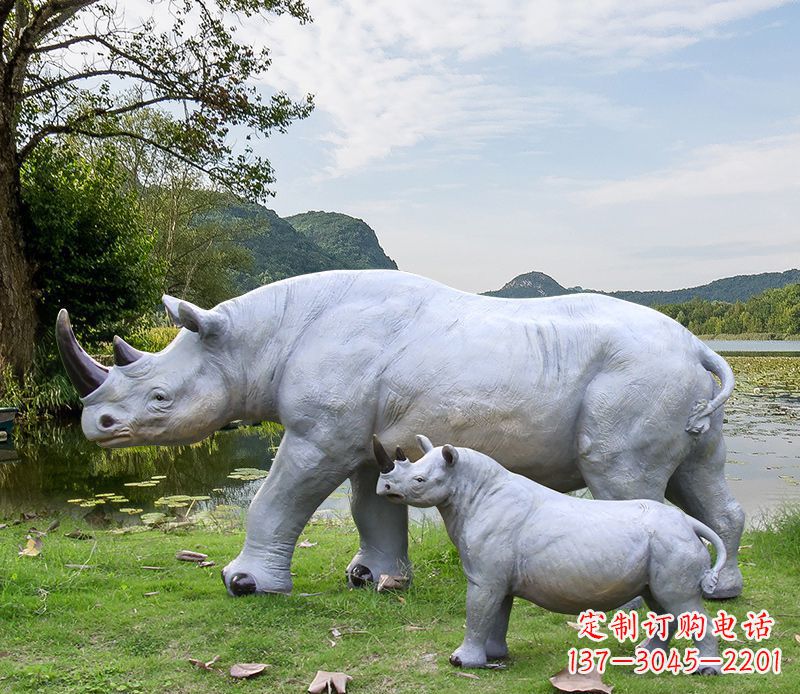 张掖石雕犀牛母子雕塑