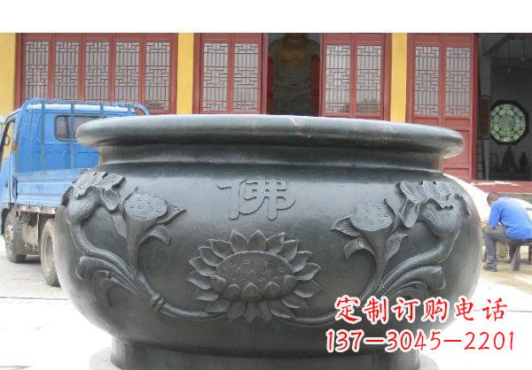 张掖水缸寺庙铜雕 (2)
