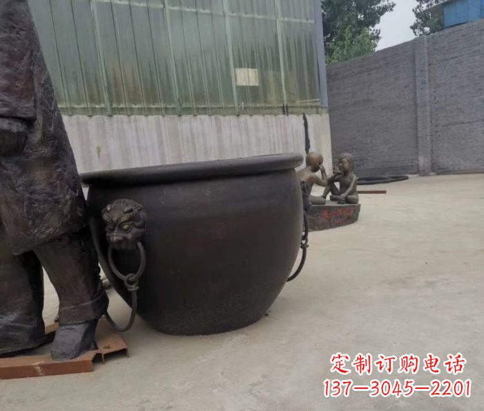 张掖水缸铜雕塑 (2)