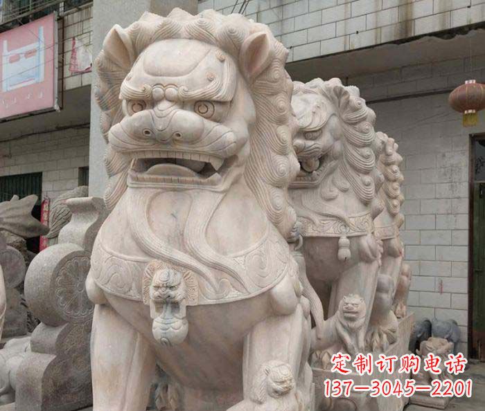 张掖寺庙景观晚霞红狮子石雕