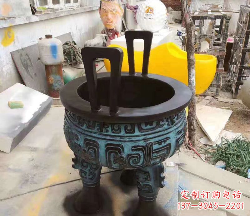 张掖寺庙圆型铜雕香炉