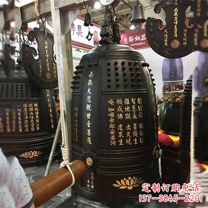张掖寺院挂钟铜雕塑