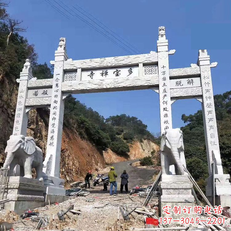 张掖寺院三门无楼牌坊