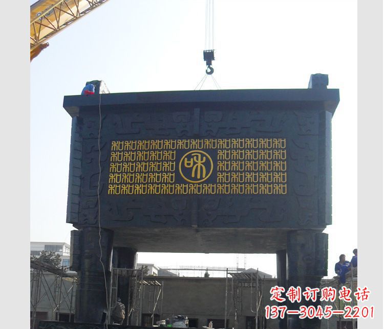 张掖铜雕大型鼎盛香炉