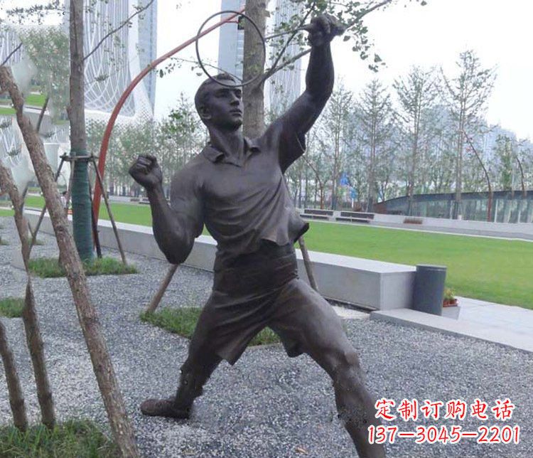 张掖铜雕户外公园打羽毛球运动人物摆件
