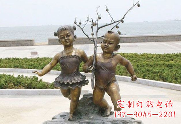 张掖玩耍的儿童铜雕