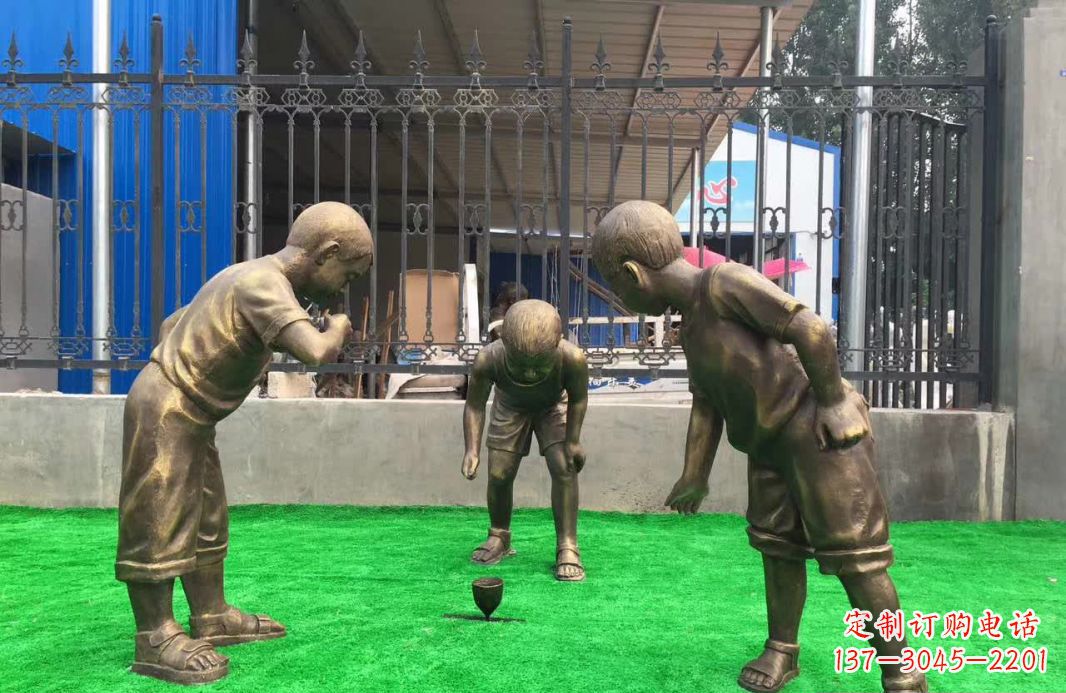 张掖玩陀螺儿童铜雕塑