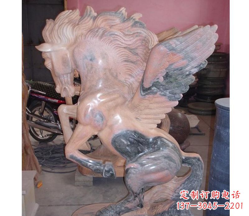 张掖晚霞红奔马石雕