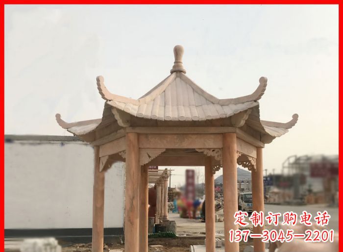 张掖晚霞红公园六角石雕凉亭