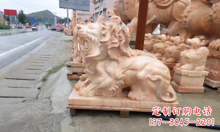 张掖晚霞红狮子雕塑