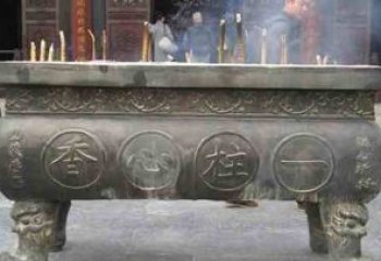 张掖寺庙铸铜四足香炉
