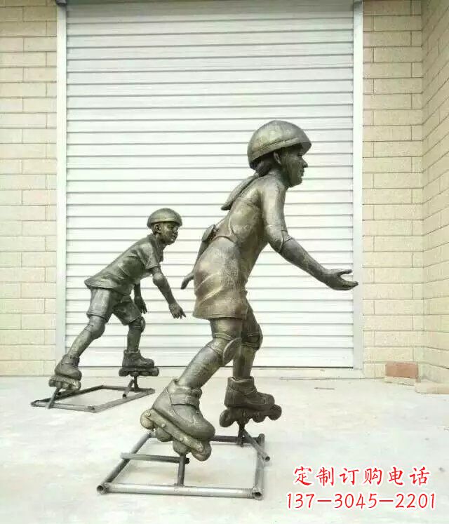 张掖小孩玩轮滑公园人物铜雕