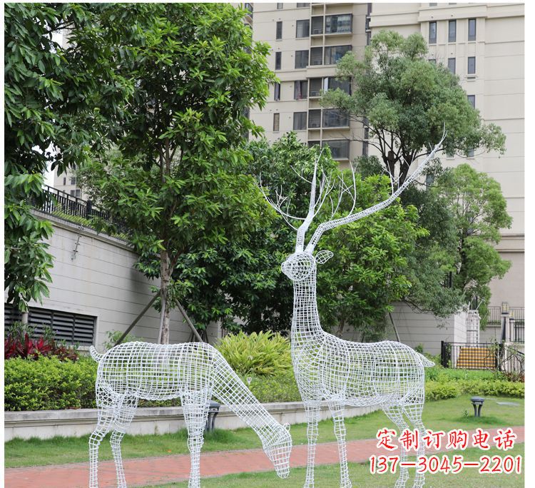 张掖小区不锈钢镂空梅花鹿鹿雕塑