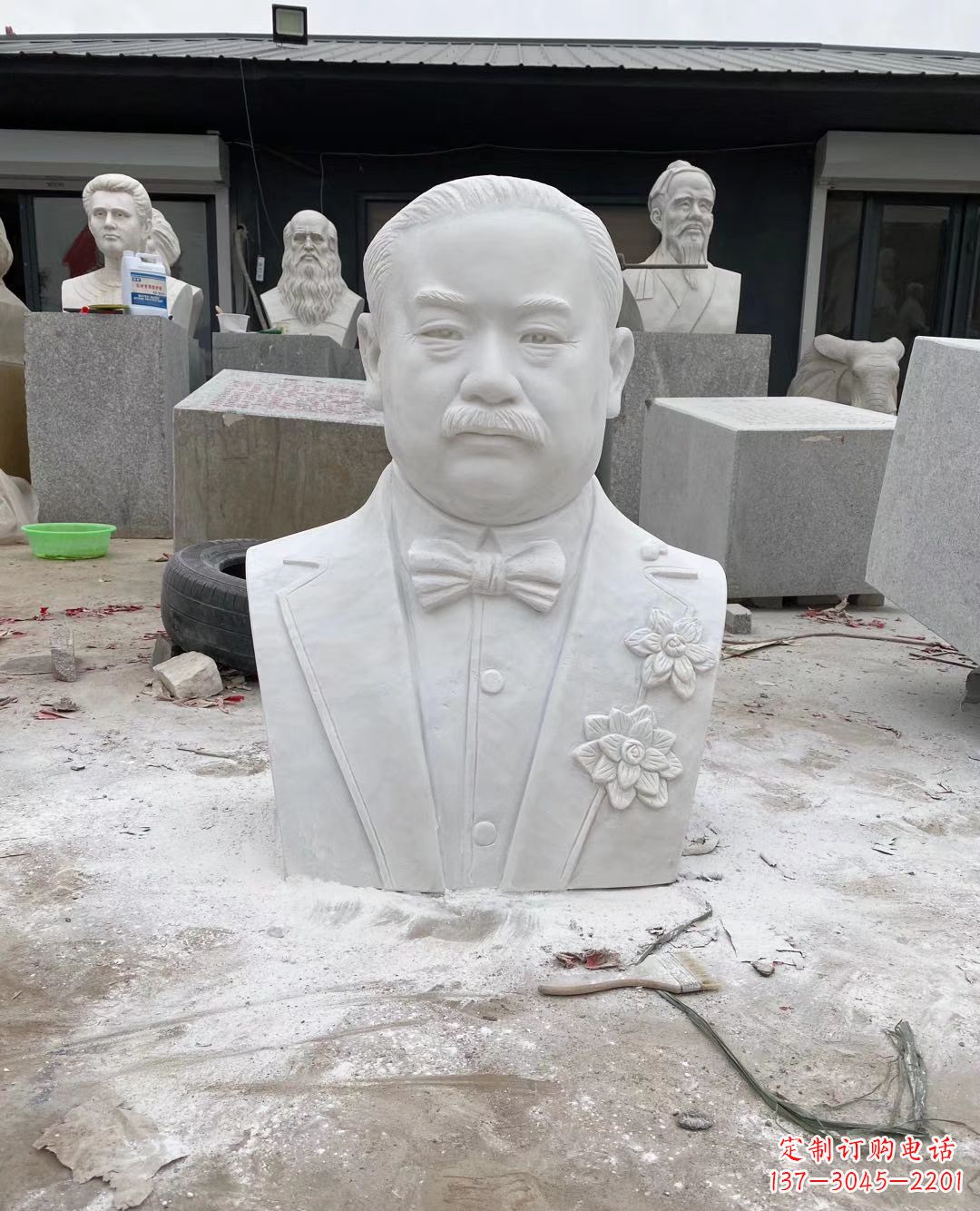 张掖校园名人詹天佑头像石雕