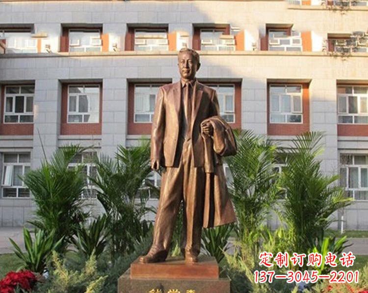 张掖校园钱学森铜雕