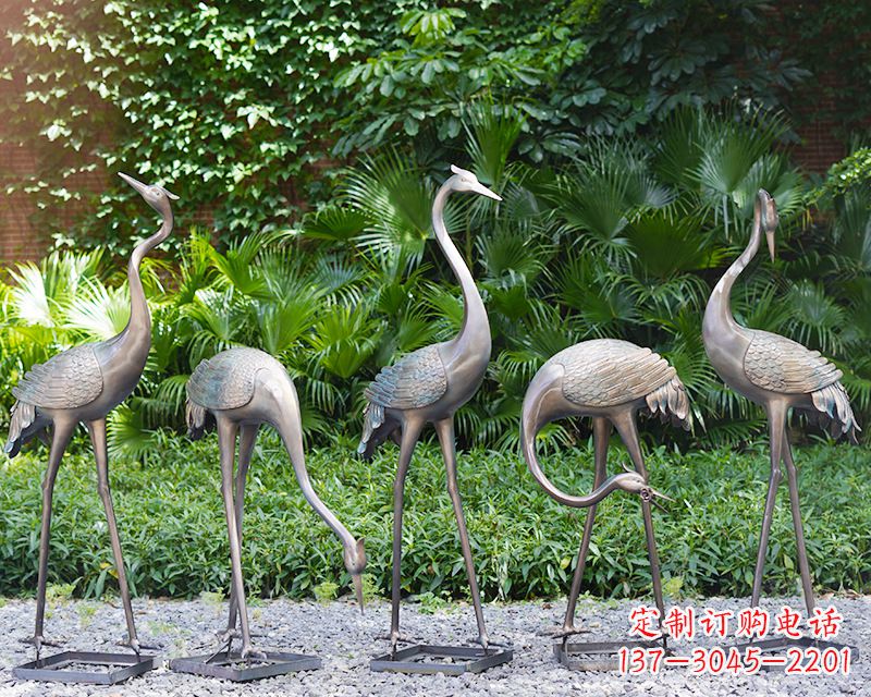张掖写意仙鹤雕塑