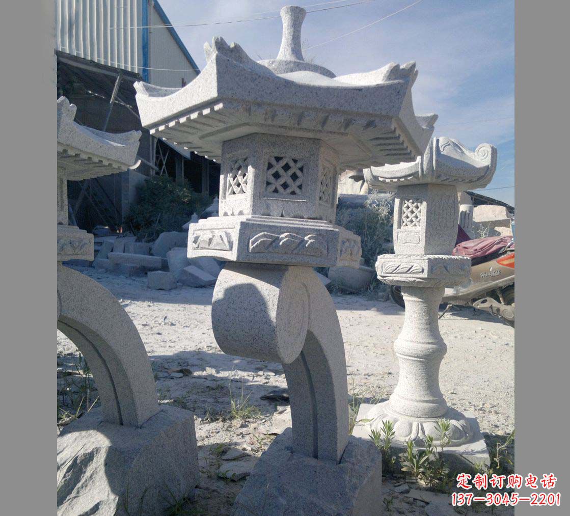 张掖园林景观草坪石灯雕塑