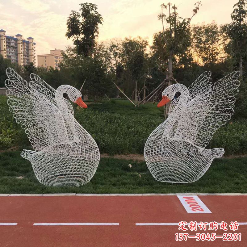 张掖展翅天鹅铁艺网格草坪动物摆件