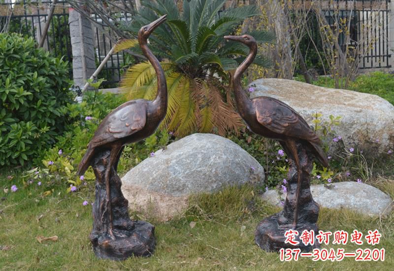 张掖站立仙鹤雕塑 (2)