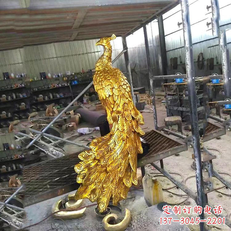 张掖中国古代传说中的瑞鸟凤凰鎏金铜雕