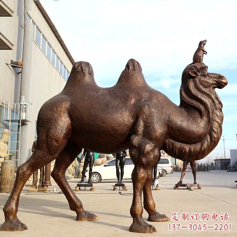 张掖铸铜骆驼雕塑