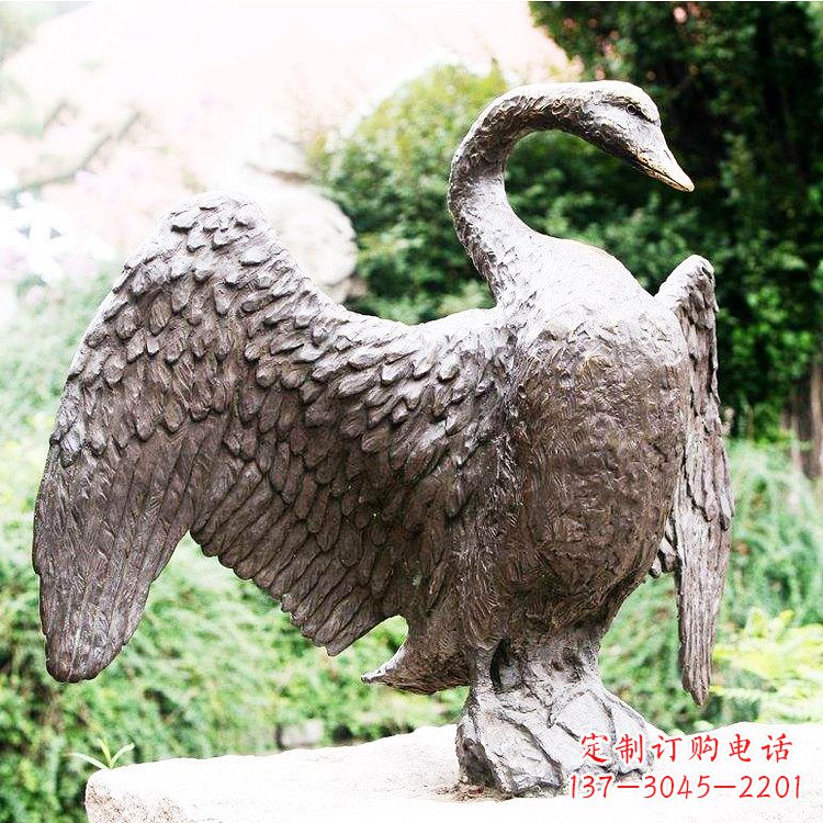 张掖铸铜天鹅雕塑